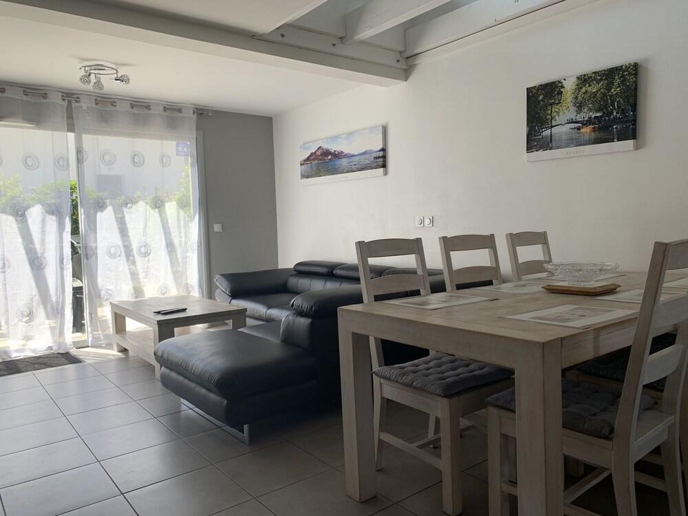 Villa Catalina Annecy Bagian luar foto